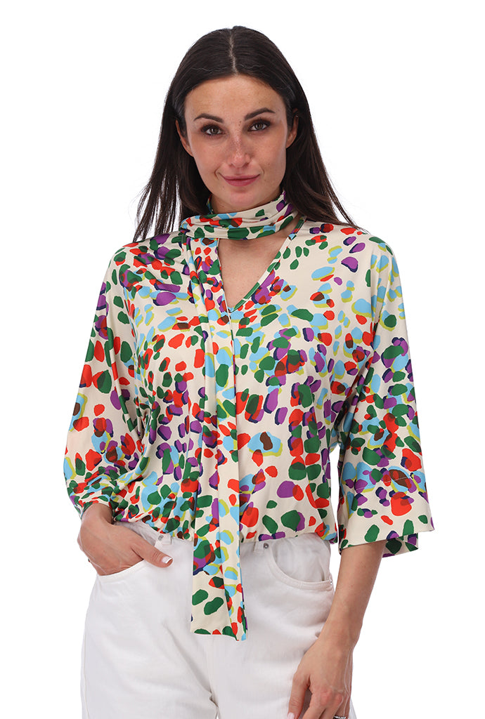 K-design - V-hals top met print en sjaaltje  (C105)