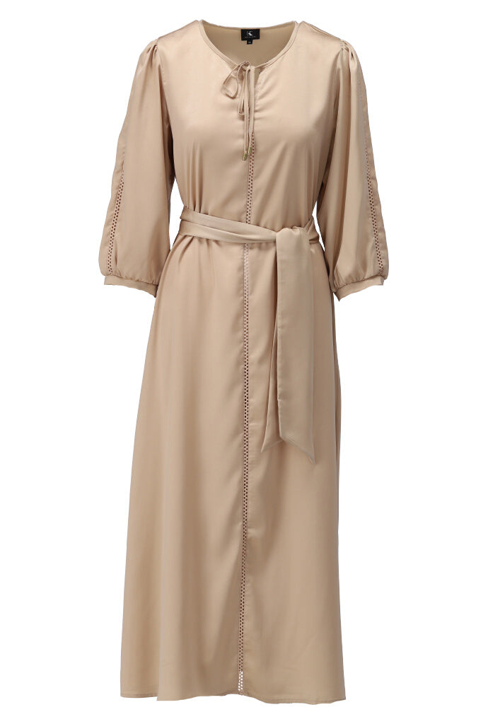 K-design - Satijnen maxi dress met stoffen riem (Y751) - What Els!