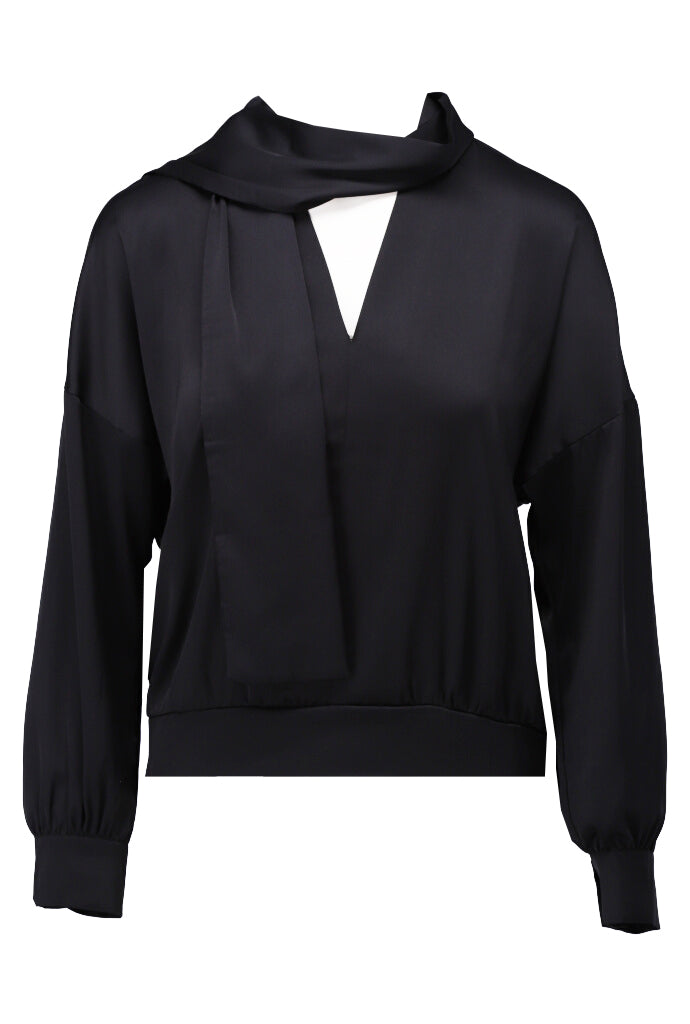 K-design - Top in satijn look met V-hals en sjaaltje - What Els!